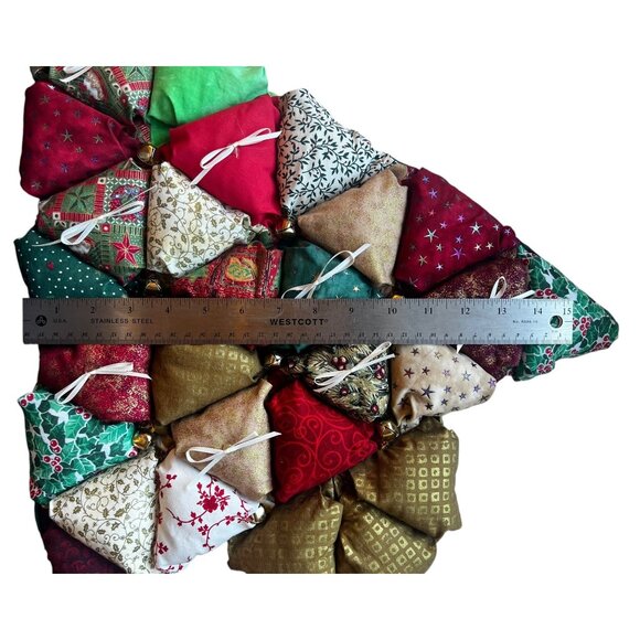 Quilted Christmas Tree Wall Hanging Puffy Green Red Gold - Picture 5 of 6